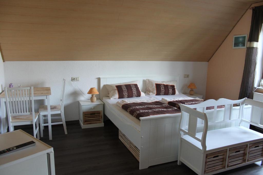 Hotel Krone Kappel Номер фото